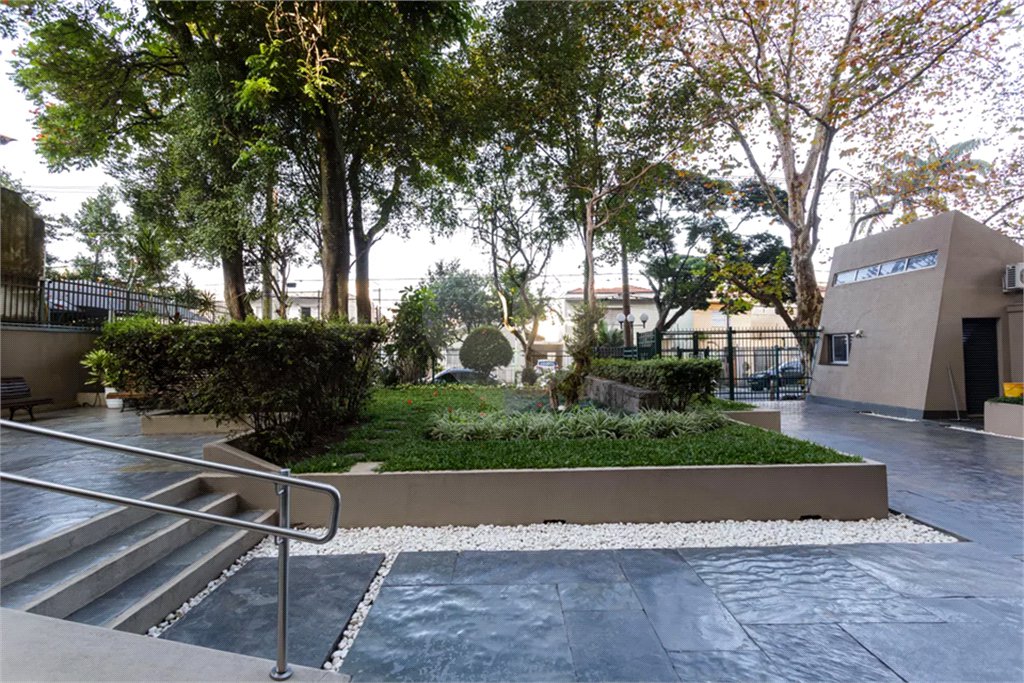 Apartamento à venda com 2 quartos, sendo 1 suíte, em Vila Olímpia, São Paulo, SP
