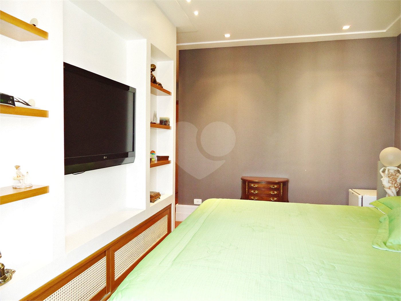 Apartamento à venda com 3 suítes em Jardim São Paulo(zona Norte), São Paulo, SP