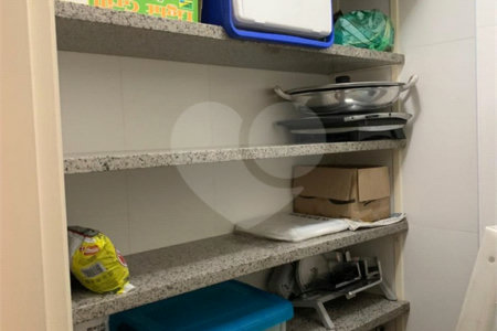 Apartamento à venda com 4 quartos, sendo 2 suítes, em Real Parque, São Paulo, SP