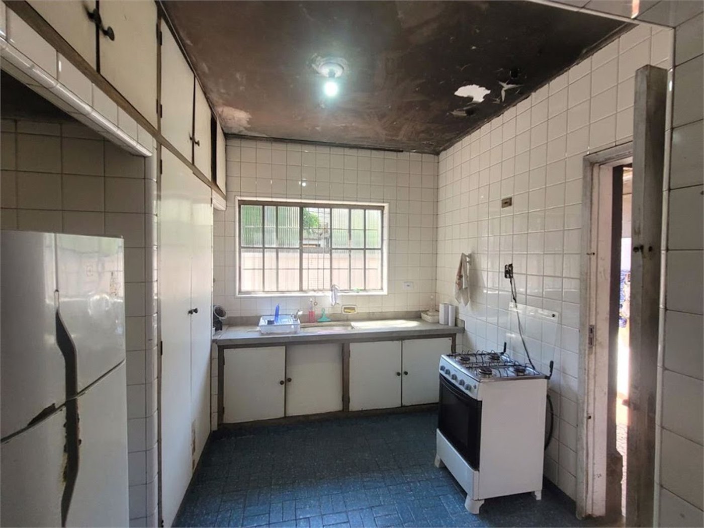 Casa Residencial para locação, Aparecida, Santos - CA0306.