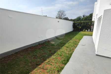 Casa de Vila à venda com 3 quartos, sendo 1 suíte, em Loteamento Jardim Morumbi, Atibaia, SP