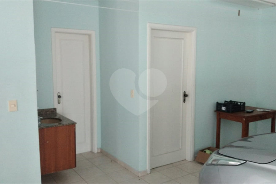 Sobrado à venda com 4 quartos, sendo 2 suítes, em Horto, São Paulo, SP