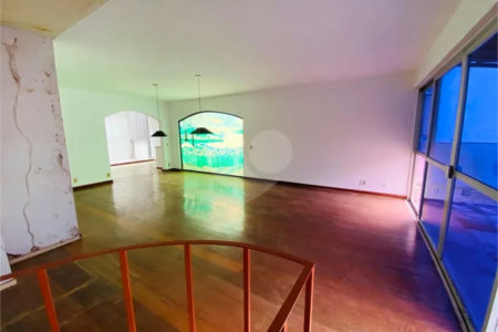 Cobertura à venda com 4 quartos, sendo 1 suíte, em Cosme Velho, Rio de Janeiro, RJ