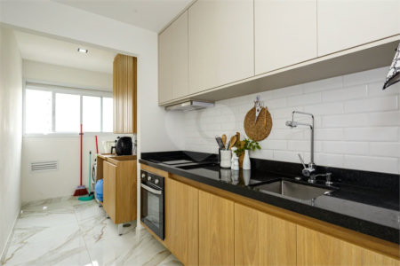Apartamento para alugar com 3 suítes em Santo Amaro, São Paulo, SP