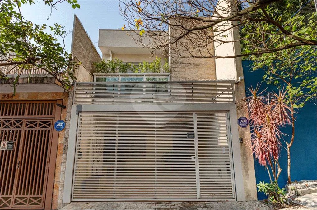 Casa comercial com 172m² , 1 vaga de garagem , à venda no bairro das Perdizes.