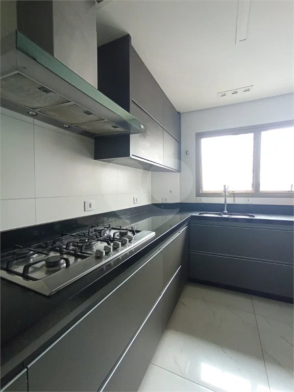 Apartamento à venda com 4 quartos, sendo 2 suítes,  em Santana, São Paulo, SP