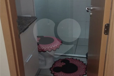 Lindo apartamento no Bosque dos Ipês .