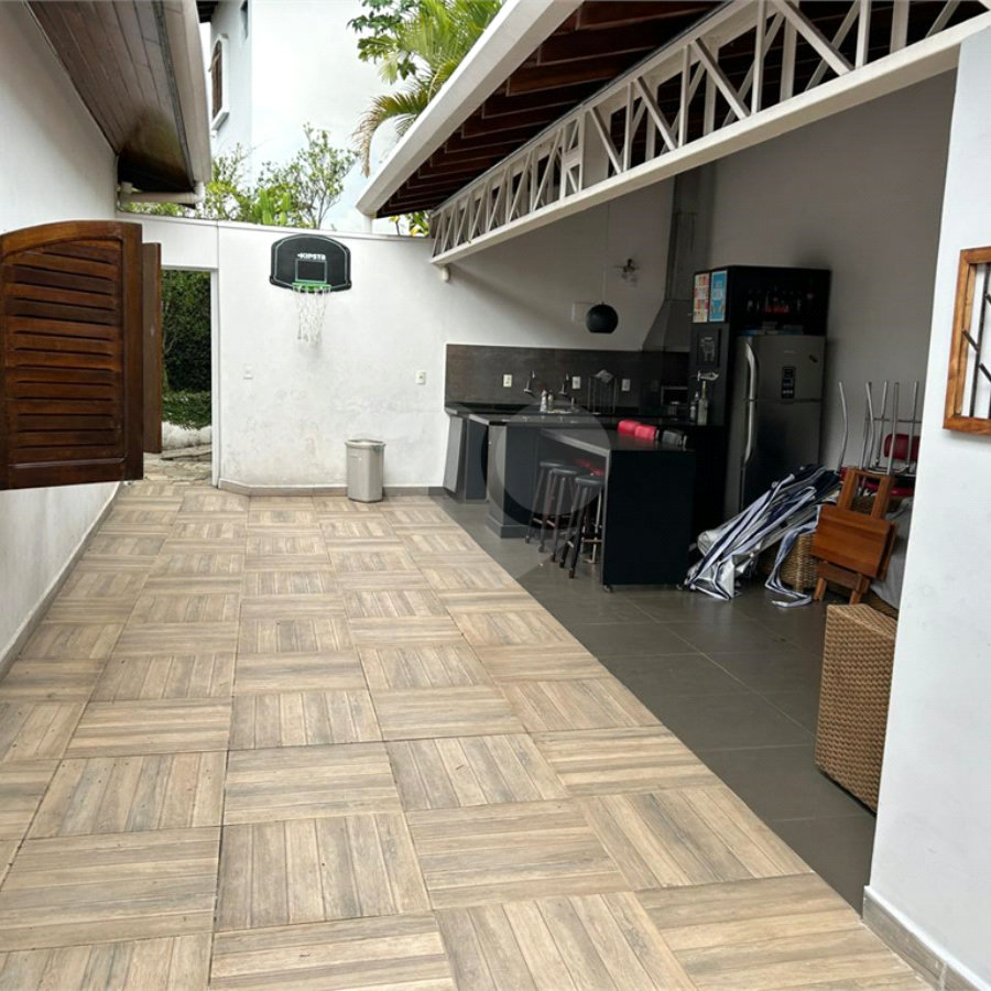 Casa à venda com 2 suítes no condomínio Residencial, Mogi das Cruzes - SP