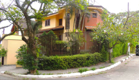 Sobrado à venda com 3 suítes em Jardim Marajoara, São Paulo, SP
