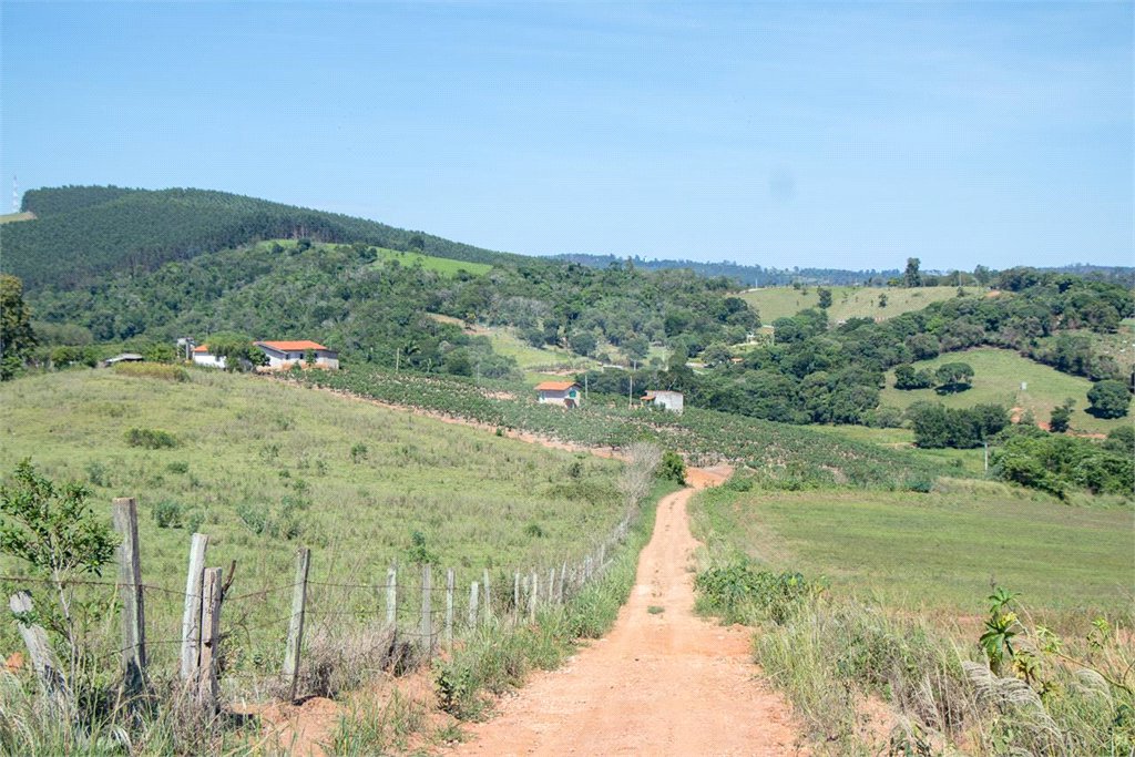 Sítio à venda no Centro, Morungaba, SP