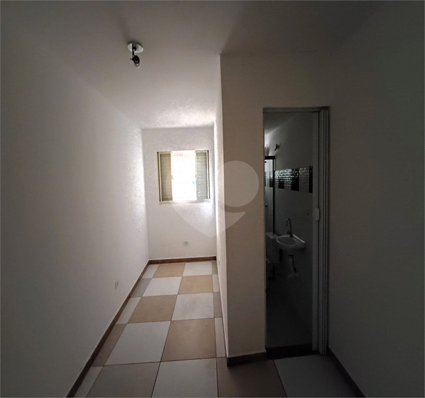Casa para alugar com 1 quarto no condomínio Cond R Claudio Rodrigues Lopes, São Paulo - SP