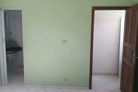 Sobrado à venda com 5 quartos em Vila Arriete, São Paulo, SP