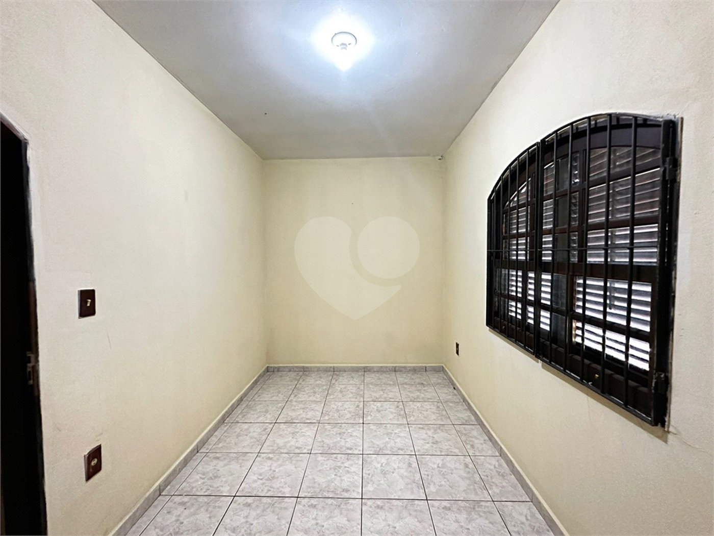 Sobrado à venda com 3 quartos, sendo 1 suíte, em Parque Suzano, Suzano, SP