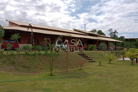 Chácara à venda com 3 quartos em Caguassu, Sorocaba, SP