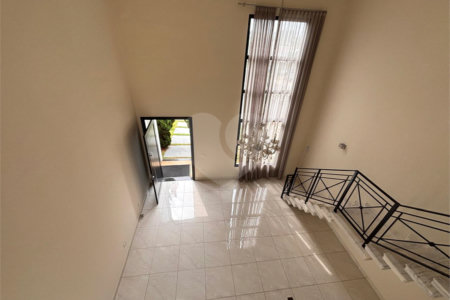 Casa à venda com 3 suítes no condomínio Residencial Maria Dulce, Indaiatuba - SP