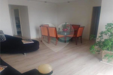 Apartamento à venda com 3 quartos, sendo 1 suíte,  em Cambuci, São Paulo, SP
