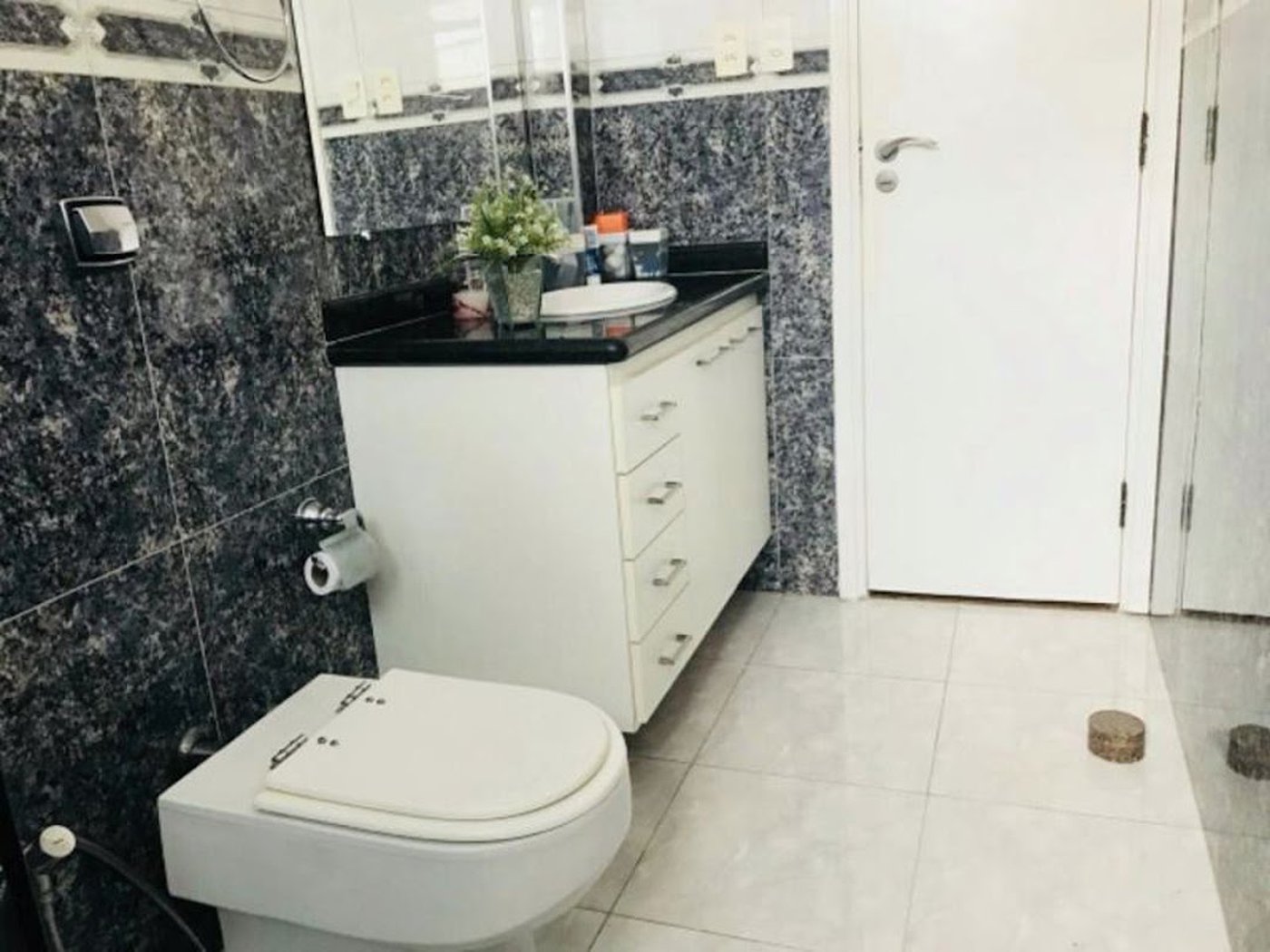 Apartamento Residencial à venda, Ponta da Praia, Santos - AP0856.