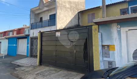 Sobrado à venda com 4 quartos, sendo 1 suíte,  em Conjunto Habitacional Itapetininga F3, Itapetininga, SP