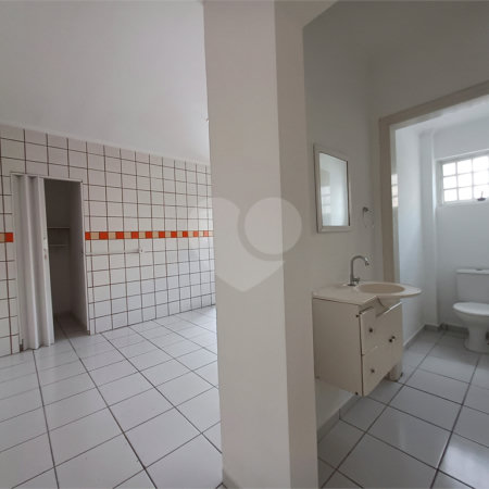 Sobrado à venda com 2 quartos em Jardim Ana Maria, Sorocaba, SP