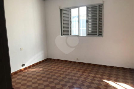 Sobrado à venda com 4 quartos, sendo 2 suítes, em Vila Aurora (zona Norte), São Paulo, SP
