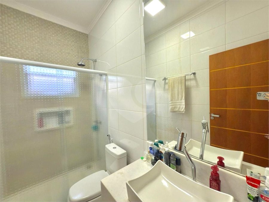 Casa à venda com 4 quartos, sendo 3 suítes, no condomínio Vila Hípica II, Vinhedo - SP