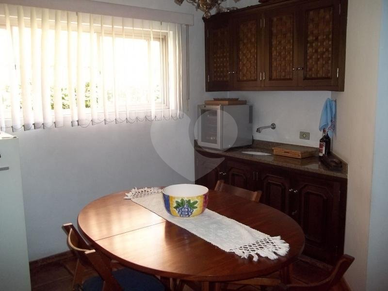 Casa à venda com 4 suítes em Jardim Guedala, São Paulo, SP
