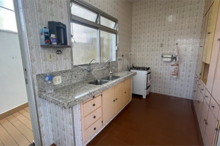 Casa Térrea com 3 dormitórios no Centro de Atibaia