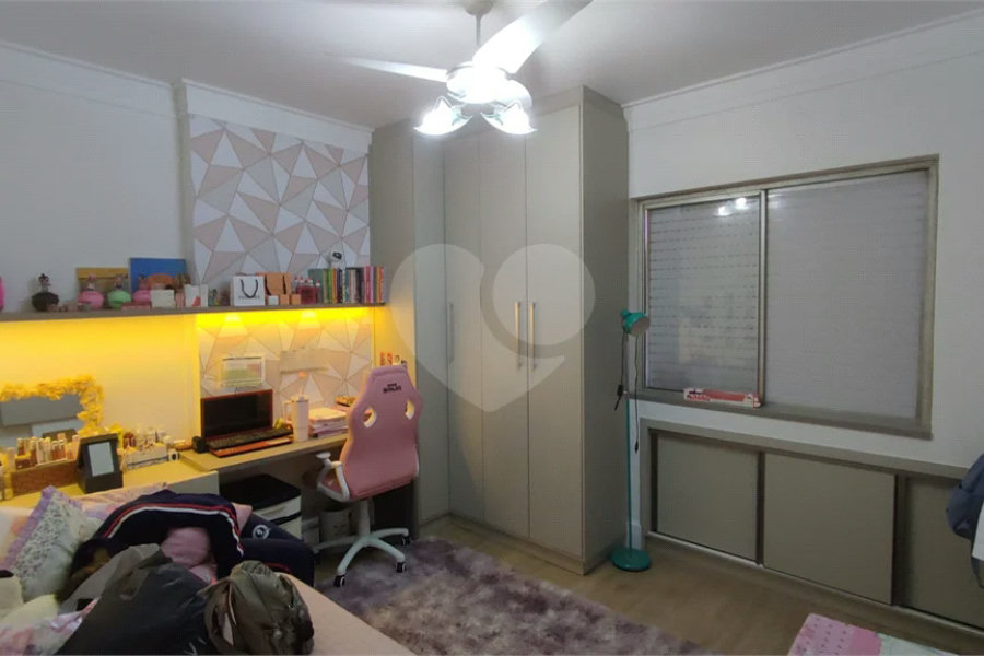 Apartamento Primoroso com 2 Quartos - Edifício Noiva da Colina