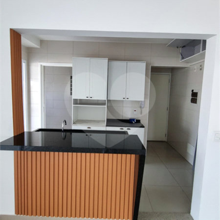Apartamento à venda com 3 suítes em Santa Teresinha, São Paulo, SP