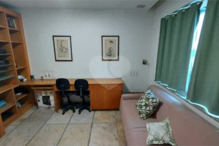 Cobertura à venda com 4 quartos, sendo 1 suíte,  em Tijuca, Rio de Janeiro, RJ