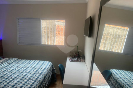 Casa à venda com 4 quartos, sendo 2 suítes, em Jardim Samara, São Paulo, SP