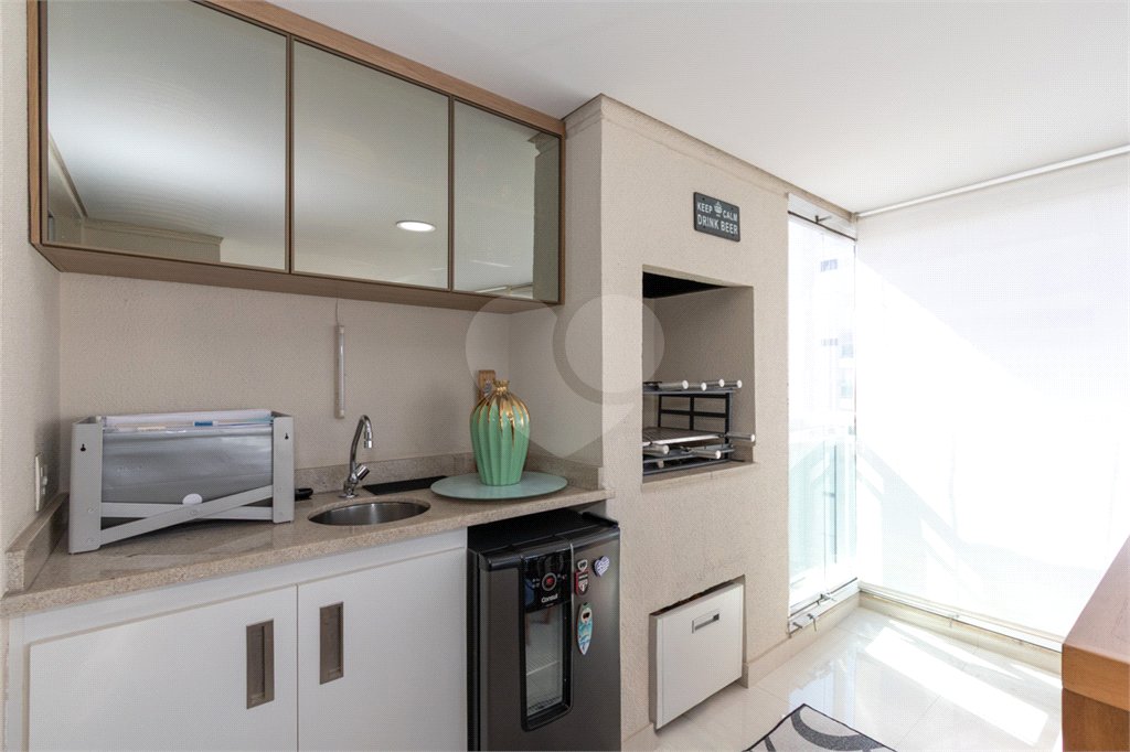 Apartamento à venda com 4 quartos, sendo 3 suítes,  em Vila Romana, São Paulo, SP