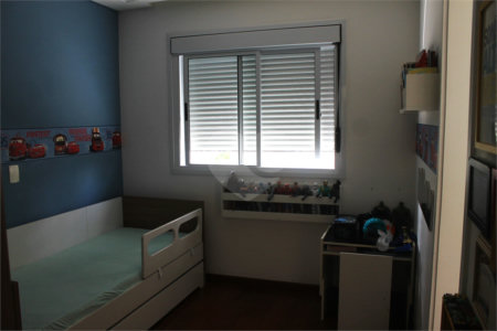 Apartamento à venda com 3 suítes em Vila Gilda, Santo André, SP