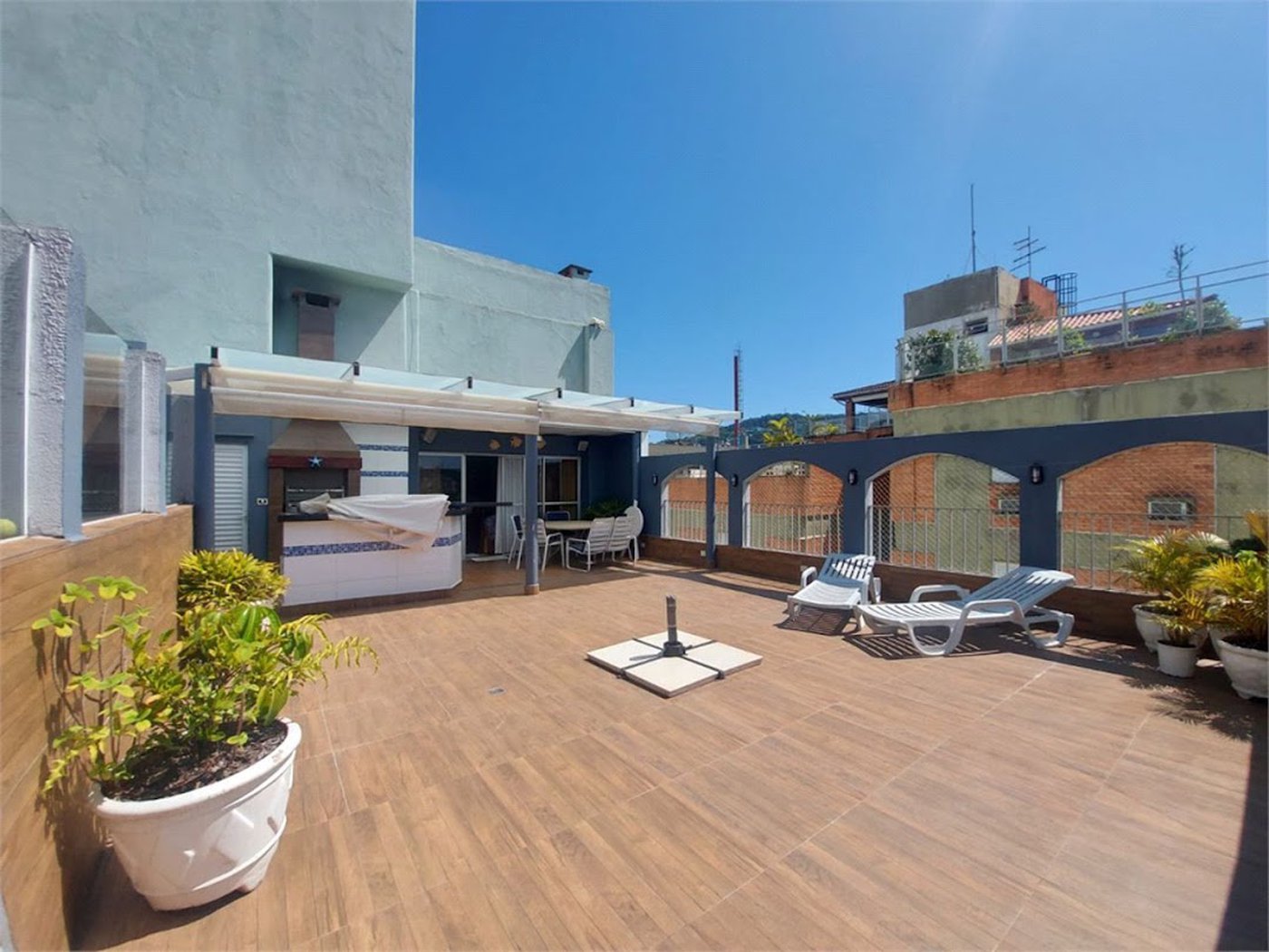 Apartamento Residencial à venda, Jardim das Conchas, Guarujá - AP1050.