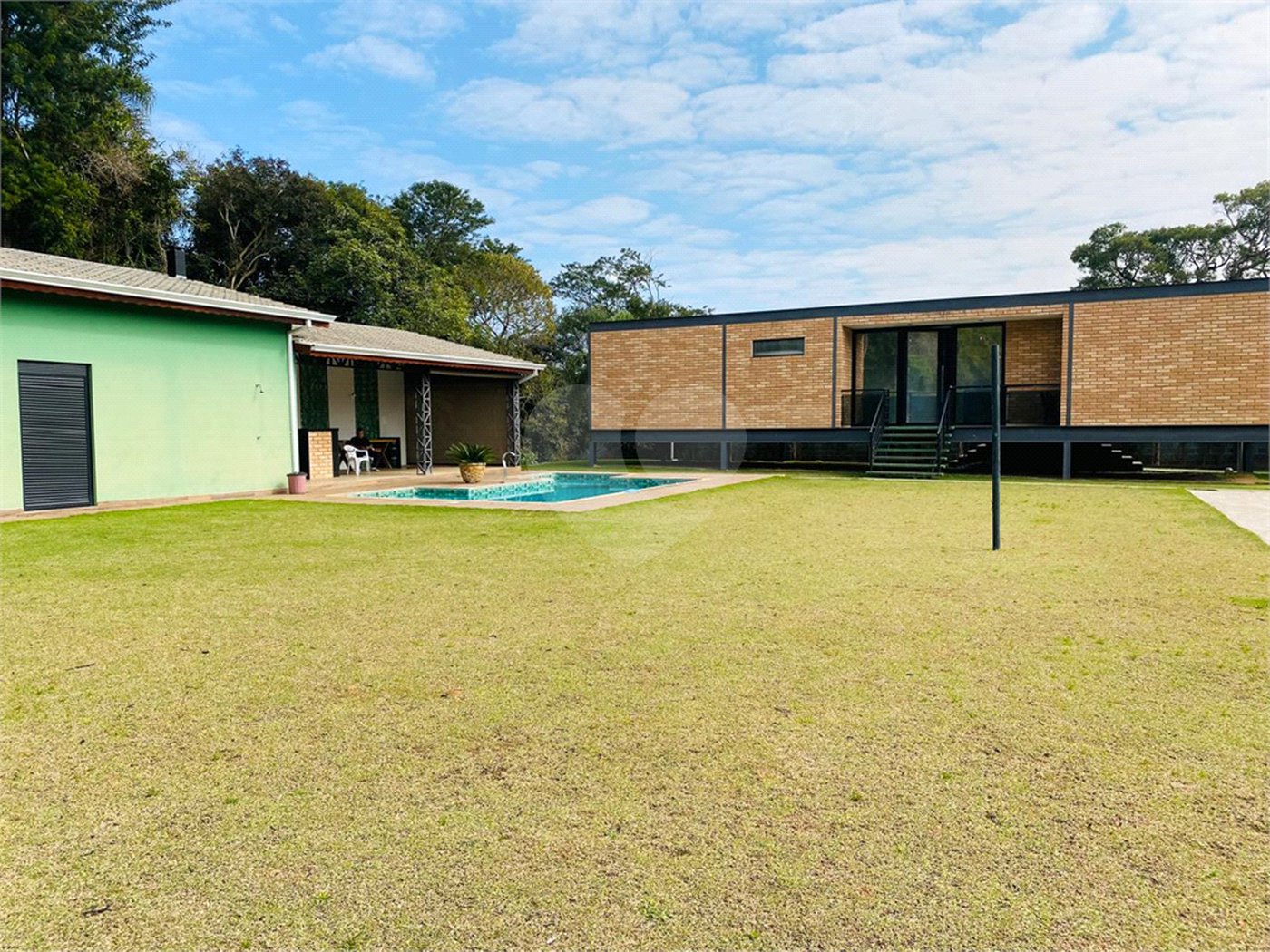 Chácara à venda com 3 suítes em Recreio Campo Verde, Ibiúna, SP
