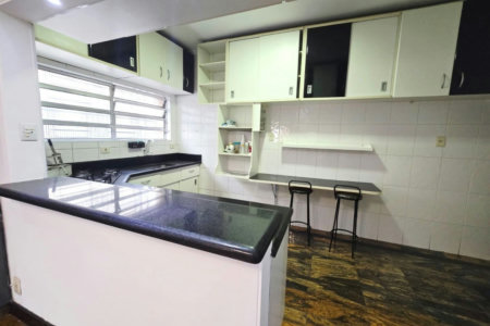 Casa com 3 dormitórios à venda, 150 m² por R$ 960.000,00 - Macuco - Santos/SP
