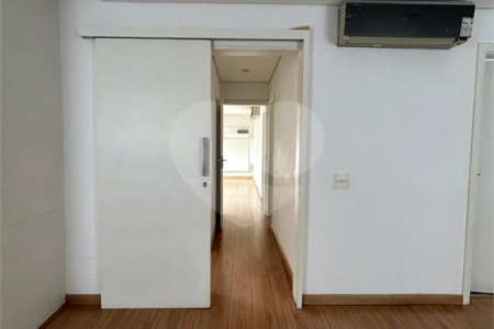 Apartamento à venda com 2 quartos, sendo 1 suíte, em Santa Cecília, São Paulo, SP