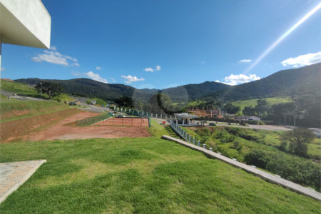 Terreno à venda no condomínio Portal Lamis, Bom Jesus dos Perdões - SP