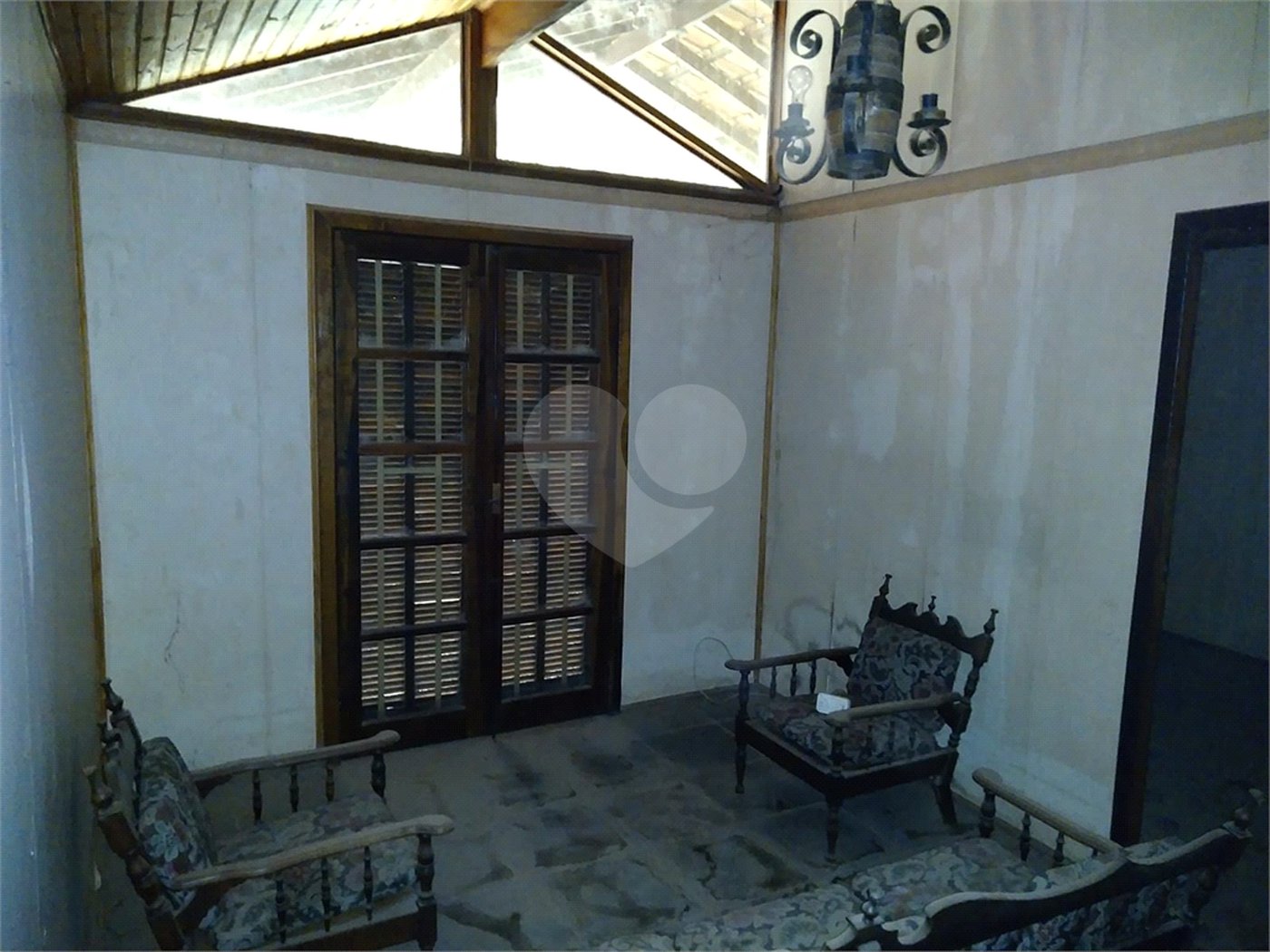 Casa à venda com 5 quartos, sendo 1 suíte, em Mantiqueira, Mairiporã, SP
