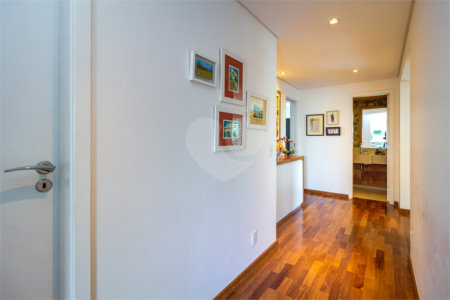Apartamento à venda com 3 suítes em Saúde, São Paulo, SP