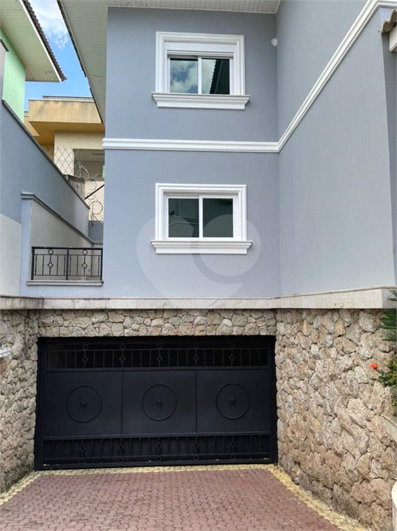 Casa à venda com 3 suítes no condomínio Quinta de Santo Antônio, São Paulo - SP