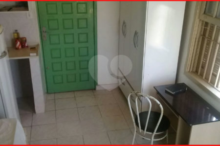 Sobrado à venda com 14 quartos em Vila Anglo Brasileira, São Paulo, SP