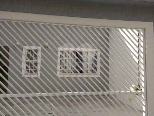Sobrado à venda com 3 quartos, sendo 1 suíte,  em Tremembé, São Paulo, SP