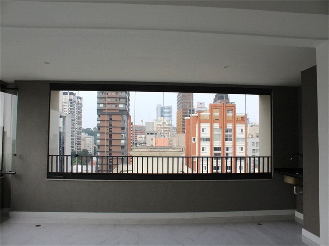 Apartamento à venda com 3 suítes em Pinheiros, São Paulo, SP
