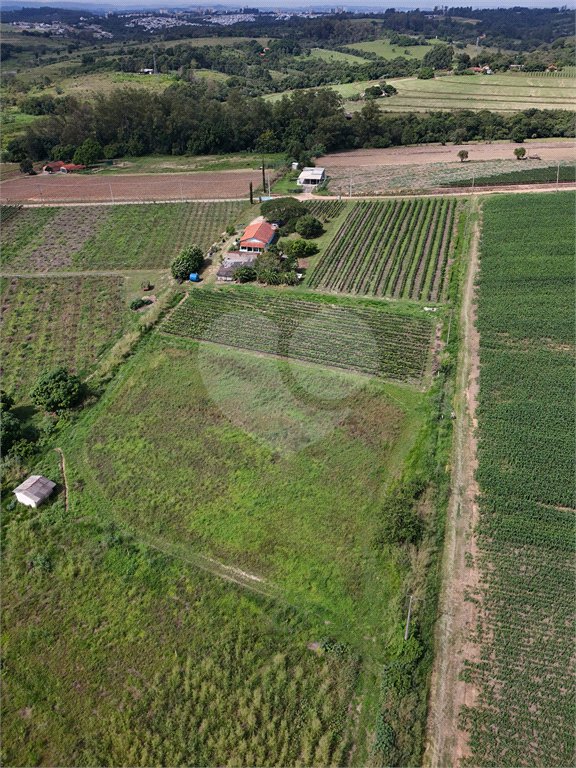 Sítio à venda com 2 quartos em Mirim, Indaiatuba, SP