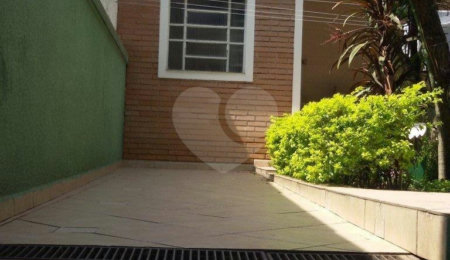 Sobrado à venda com 3 quartos, sendo 1 suíte,  em Santana, São Paulo, SP