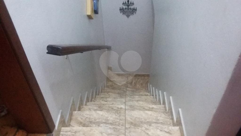 Casa à venda com 2 quartos, sendo 1 suíte, no condomínio Travessa Carmem Lúcia Carneiro,88, São Paulo - SP