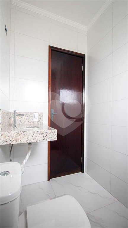 Sobrado à venda com 4 quartos, sendo 1 suíte, em Jardim Peri Peri, São Paulo, SP