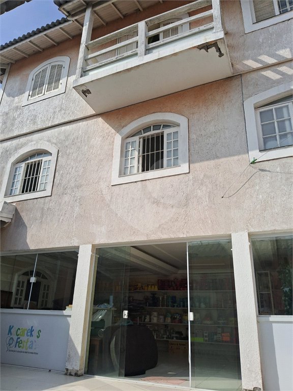 Casa à venda com 4 quartos, sendo 2 suítes, em Vila Indiana, São Paulo, SP