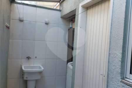 Casa à venda com 2 suítes no condomínio Villa Dell Victor, São Paulo - SP